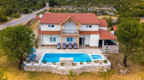 Holiday house with a swimming pool Lecevica, Zagora - 22829